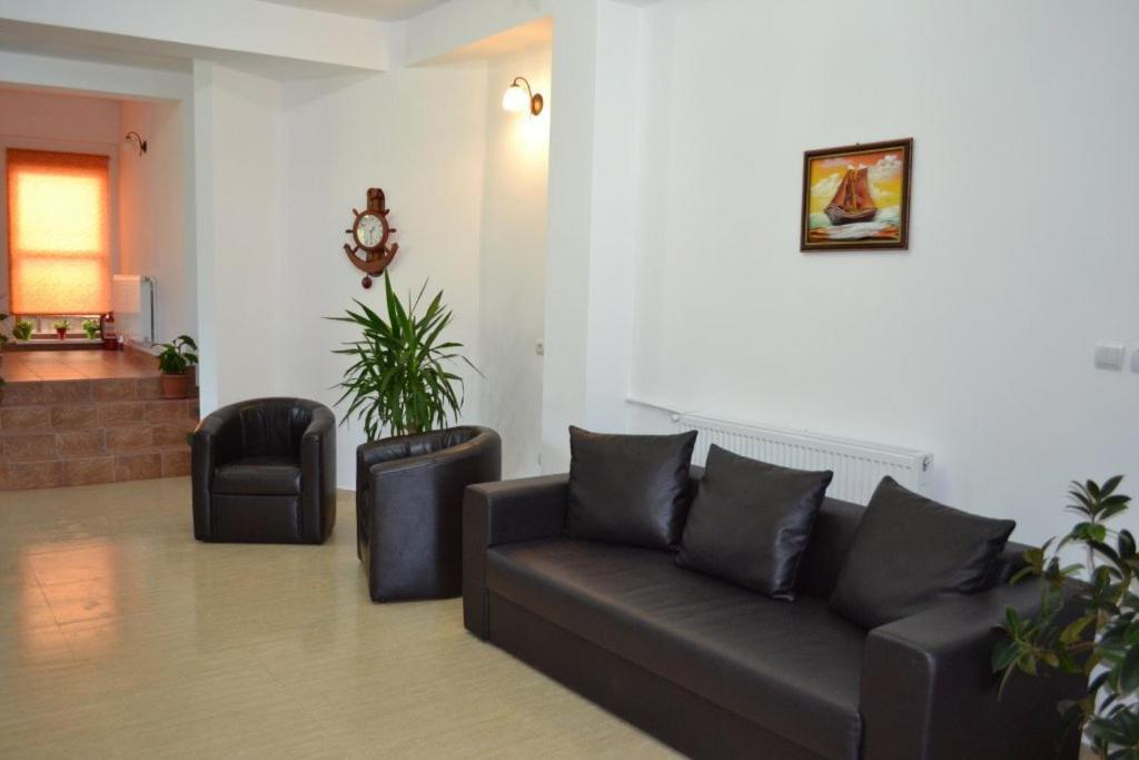 Hotel Corsar Tulcea Bagian luar foto